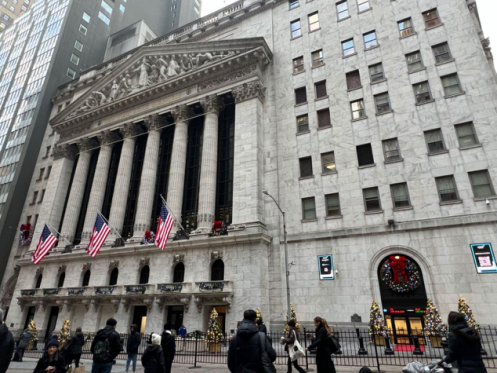 【见·闻】传奇散户回归社交媒体 美国表情包股票热度回升