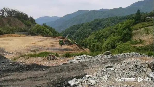 官方曝光"占地百余亩,十几米高垃圾山"!七省市被点名