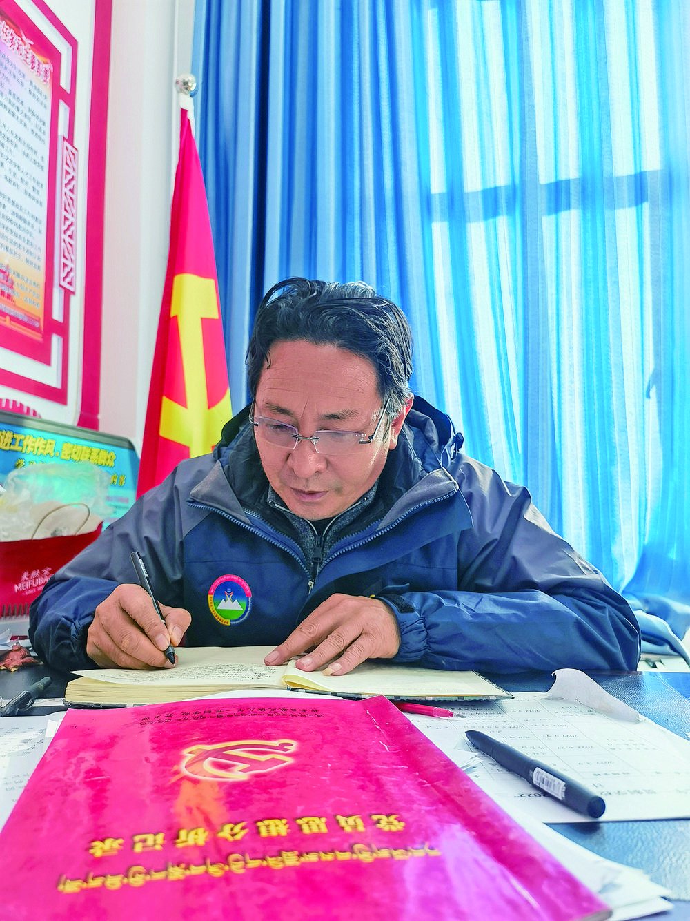 王玉莹 程宦宁5月21日上午11时,玉树藏族自治州称多县歇武镇九年一贯