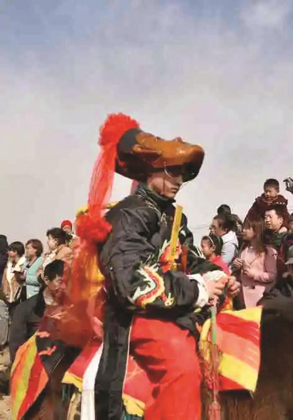 充满神秘色泽的武安傩