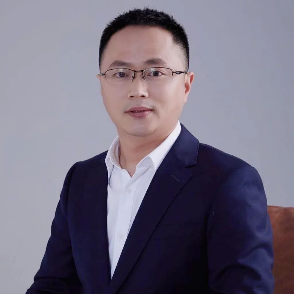 本期,我们荣幸地推介李克亚会员,一位在电商科技服务咨询领域内展现出