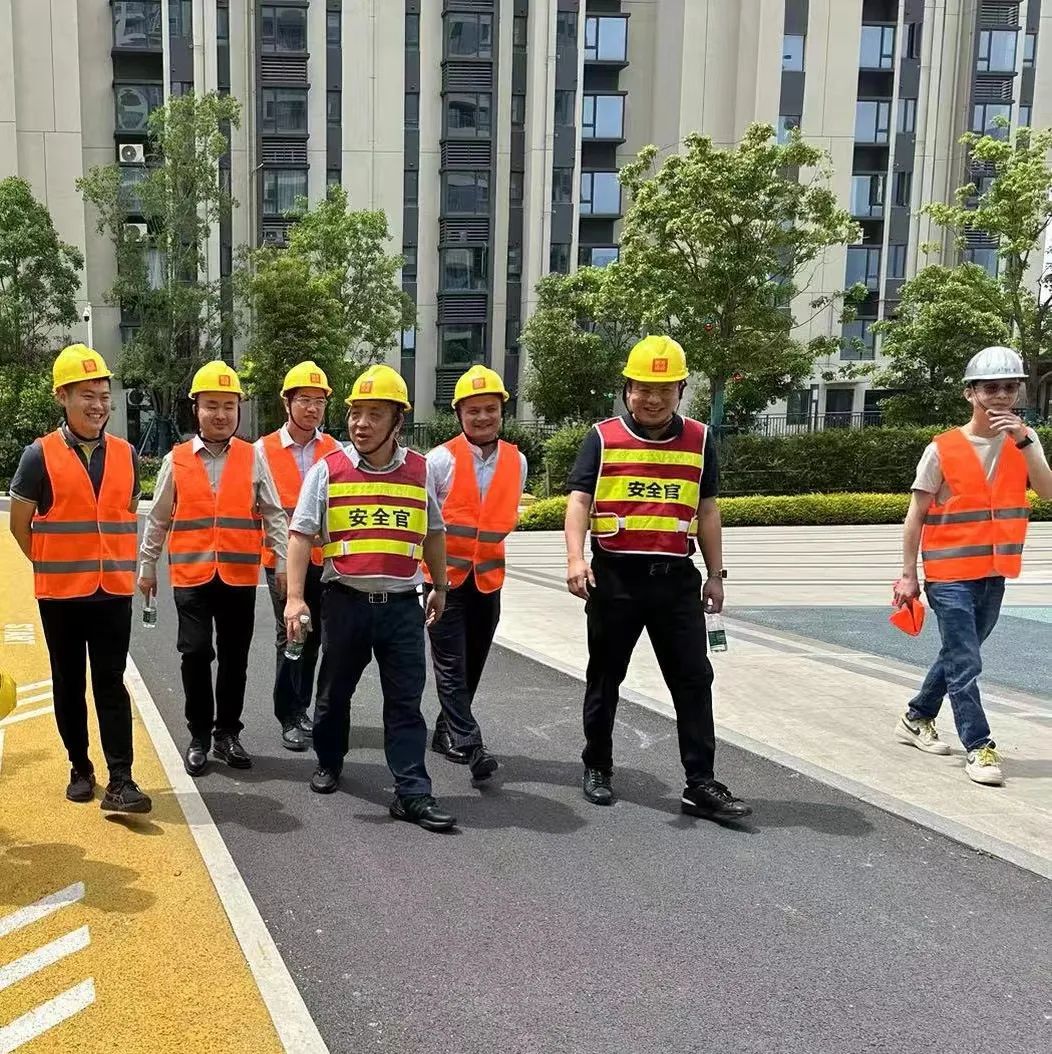 | Xiaolin Li, Vice President of Country Garden Holding Group, went to visit the region.