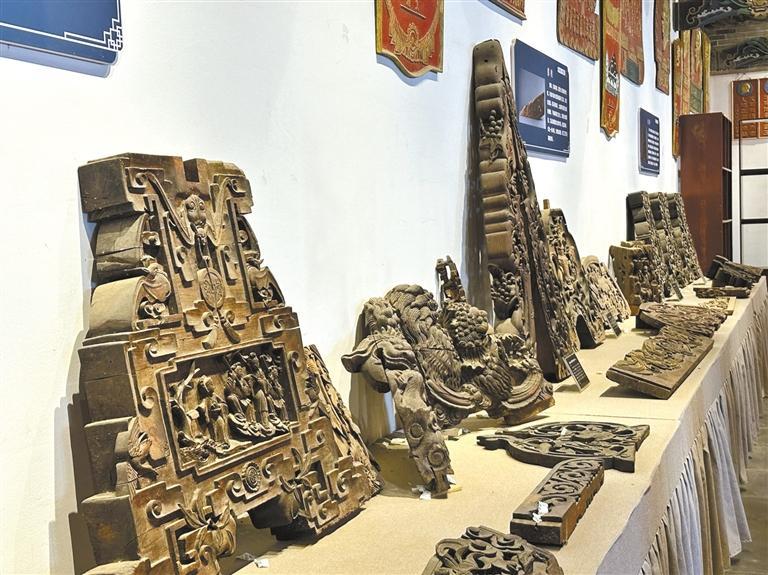 关中民俗艺术博物院正门.