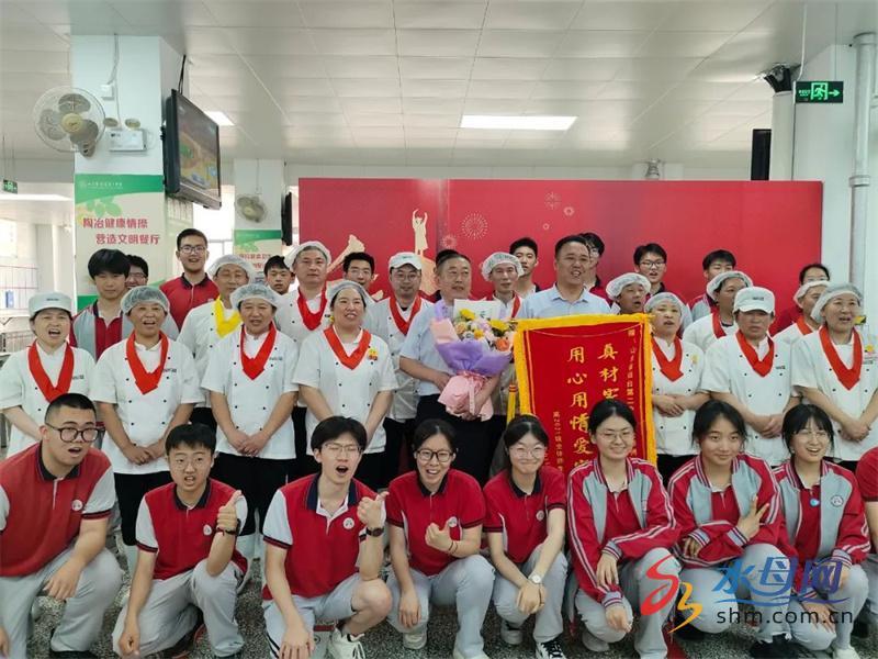 烟台二中芝罘校区高三年级高考系列祝福,感恩活动