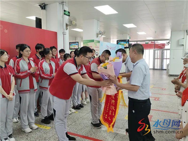 烟台二中芝罘校区高三年级高考系列祝福,感恩活动
