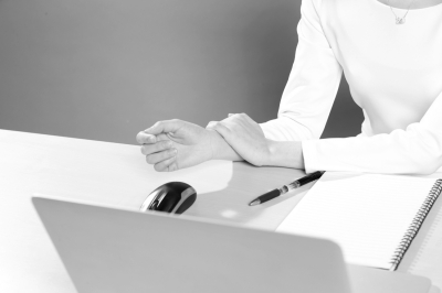 "鼠标手"可能隐藏多种疾病 "练"了就好