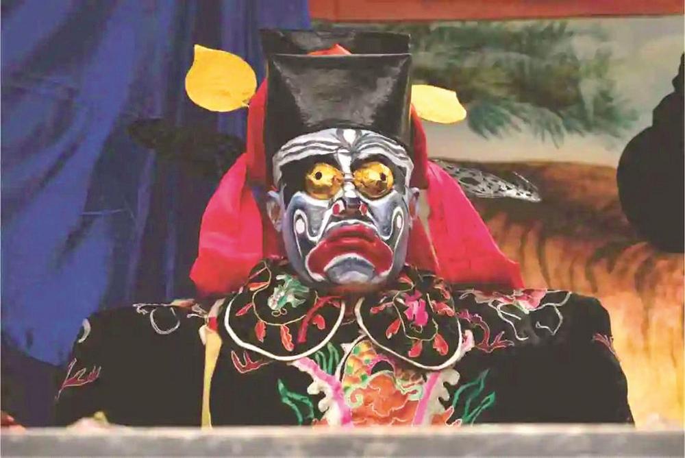 充满神秘色泽的武安傩