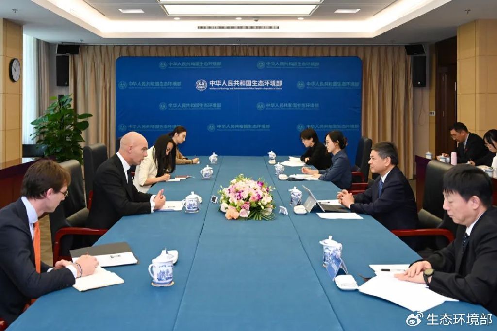 生态环境部部长黄润秋会见全球适应中心首席执行官帕特里克|部长黄润