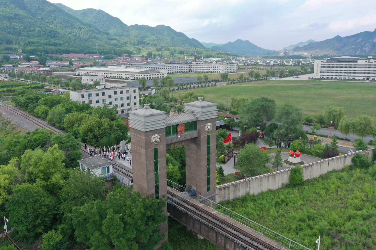 G331 吉线秘境 | 集安鸭绿江国门景区，感受独特风景和红色历史的澎湃交融_新浪新闻