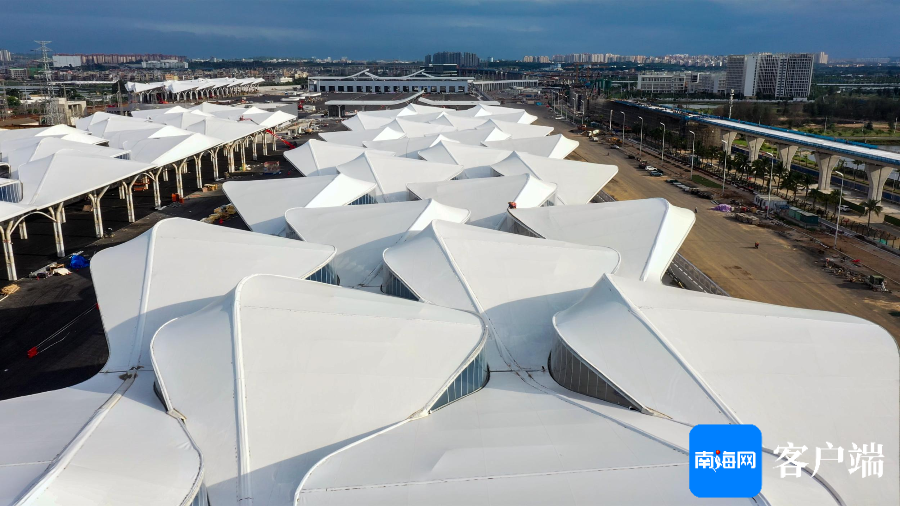 海口新海港和南港“二线口岸”(货运)集中查验场所项目收尾施工忙_新浪财经_新浪网