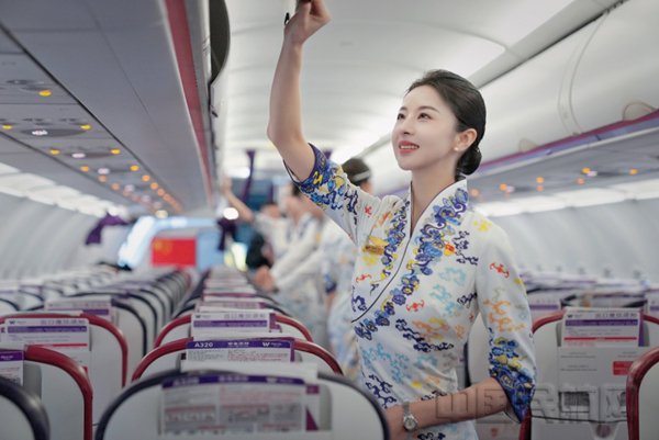 西部航空:"1"起同行 未来可"7"