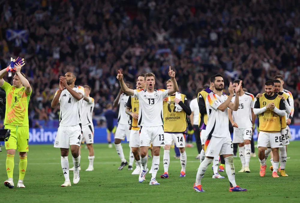 自媒体热点>正文> 自2014年夺得世界杯冠军,成就"四星"伟业后,德国队