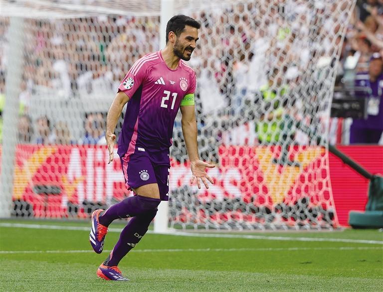 德国队球员京多安获评全场最佳 新华社照片