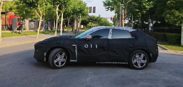 小米汽车首款SUV车型MX11谍照曝光，预计2025年上市