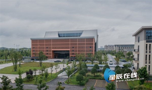 (长沙工业学院.图片来源:星辰全媒体记者 张奇涛 摄)