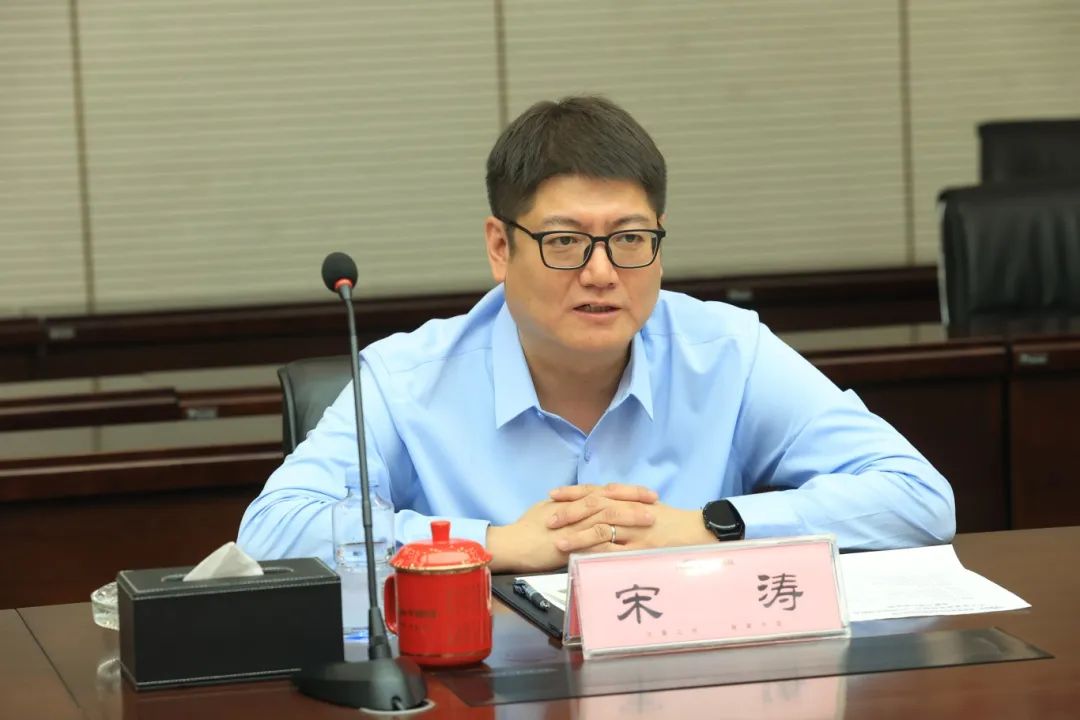 聚焦|贵州省龙里县县委书记冯异星一行莅临华神科技考察交流