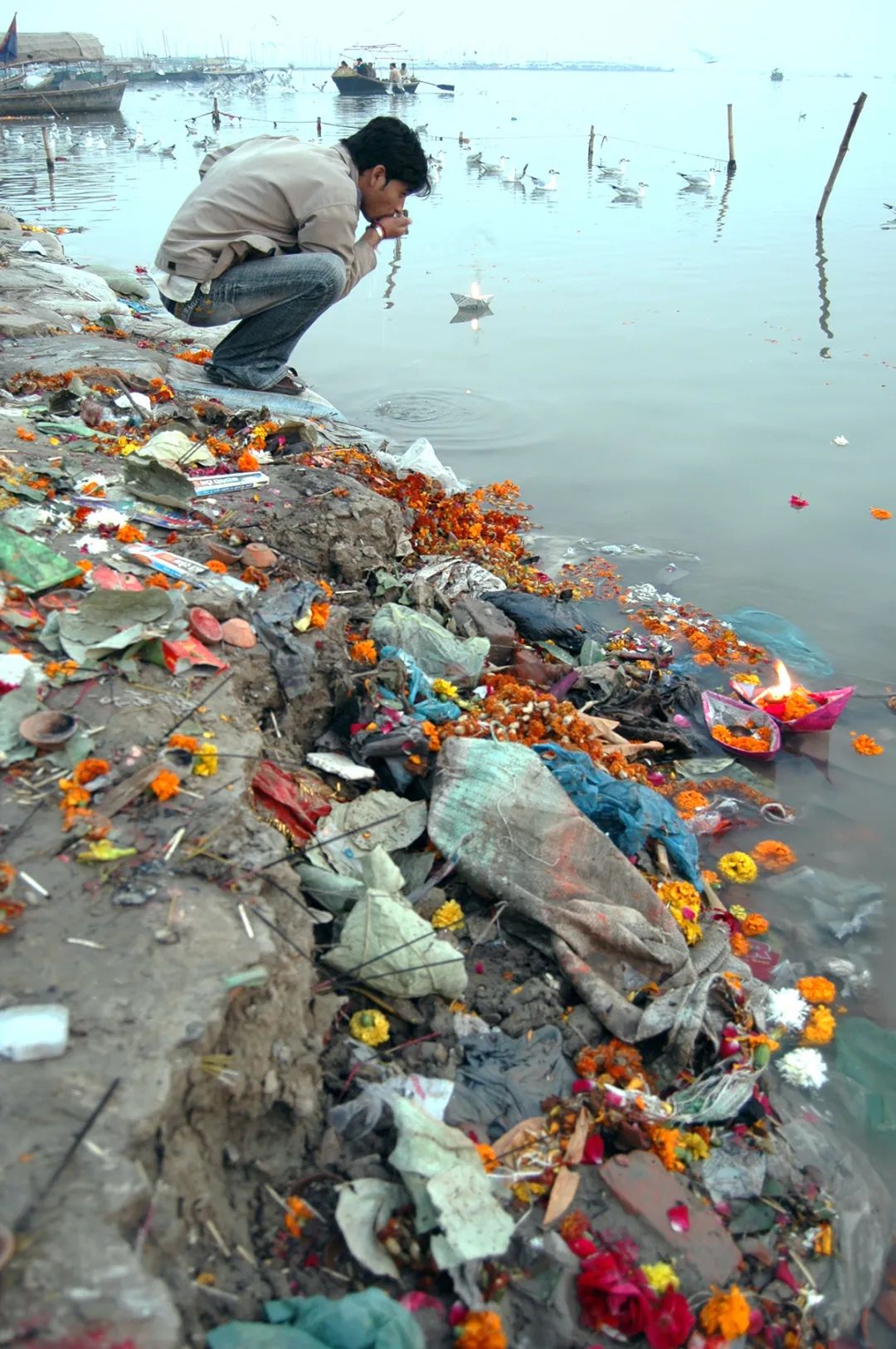 (图:shutterstock)▼干了这口恒河水,来世还做印度人从守护印度人的大