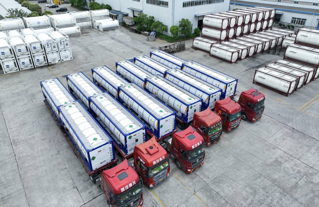 "碳"路先锋!中集安瑞科批量交付二氧化碳罐箱