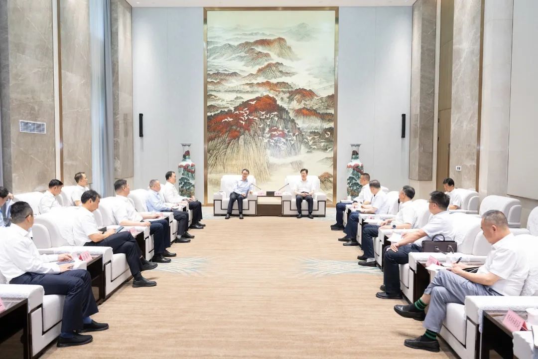 郄英才与中国交通建设集团有限公司王海怀一行座谈_新浪财经_新浪网