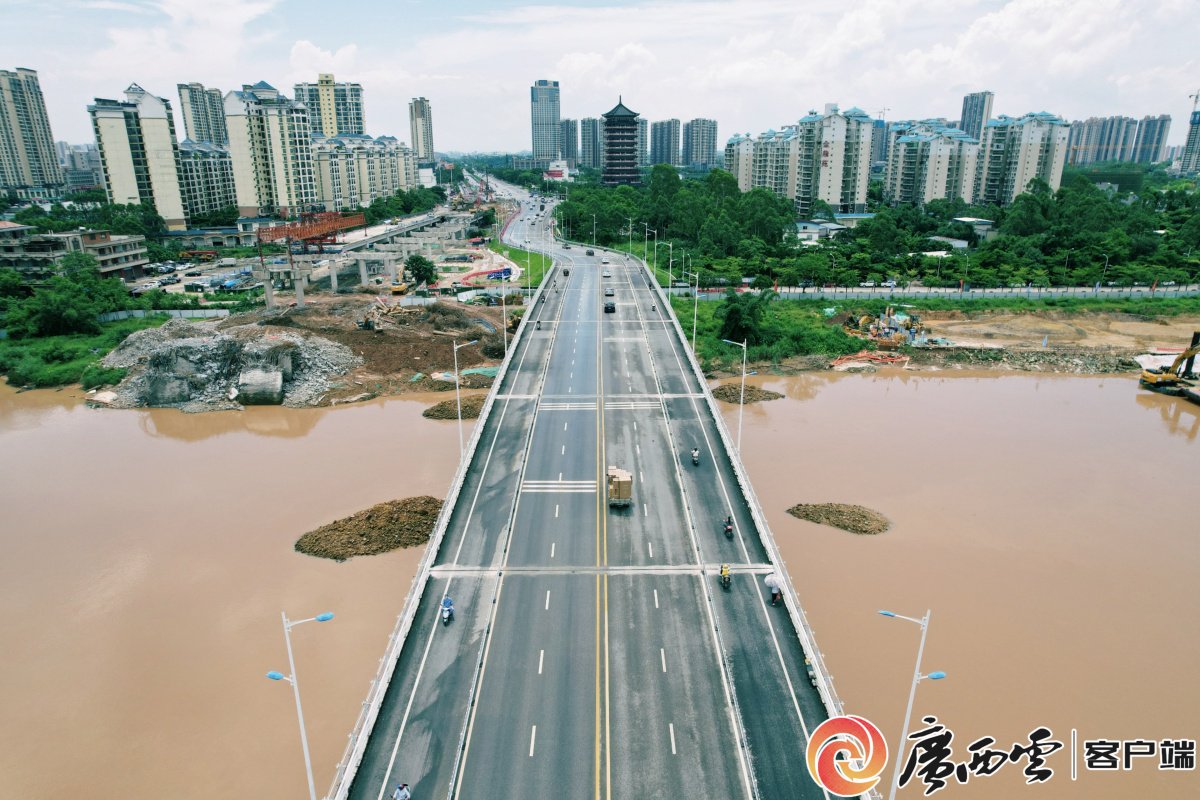 金海湾大桥保通桥