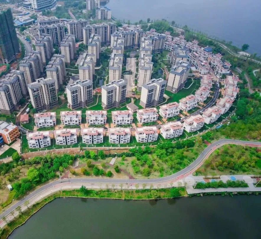 黄石碧桂园磁湖半岛已如期交付房屋2474套