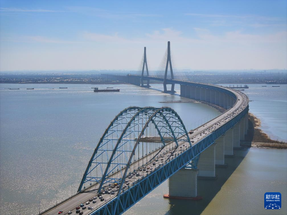 赏古今桥梁 看美丽中国