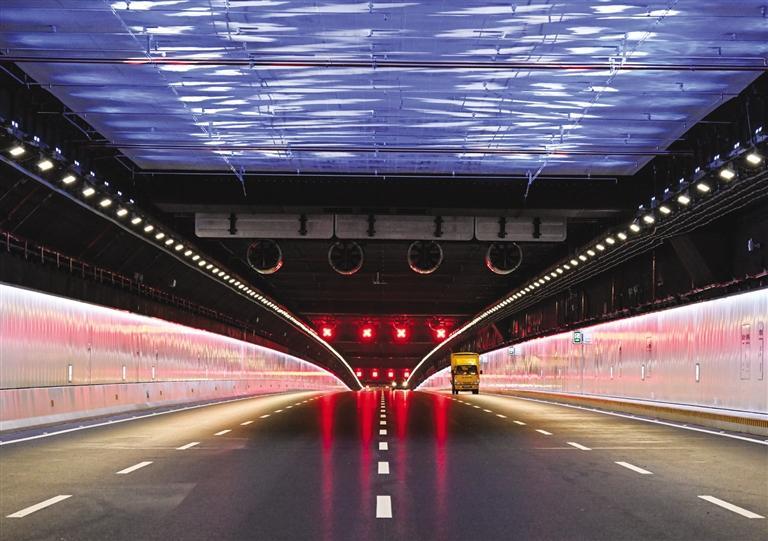 深中通道海底沉管隧道