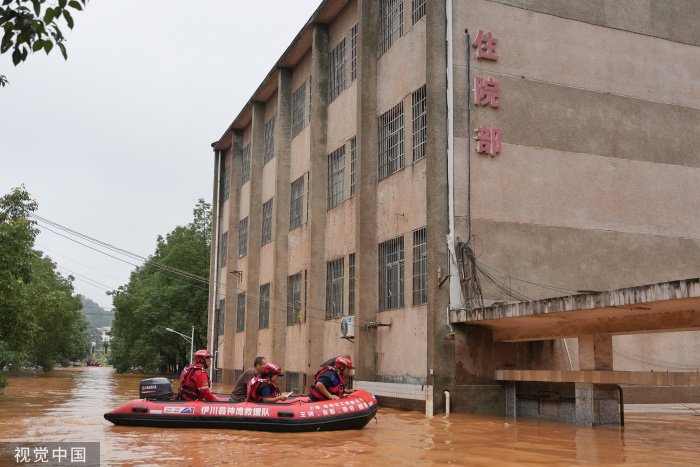 免费同城空降服务的商业逻辑与用户生存指南:从灾后应急到日常渗透