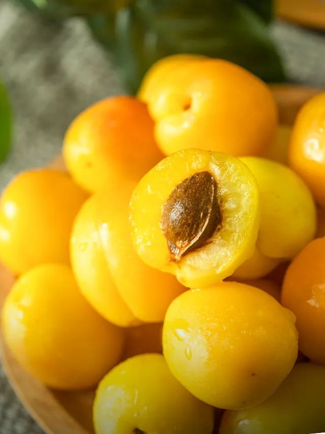 超甜的新疆小白杏,一年只卖15天!