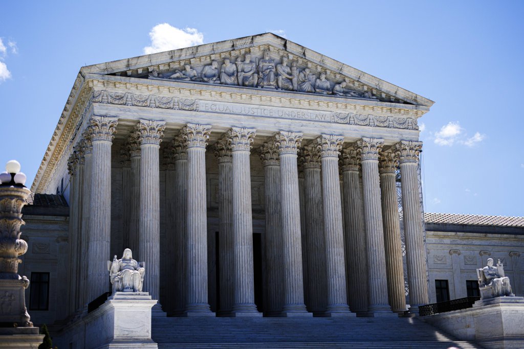 7月1日在美国首都华盛顿拍摄的美国联邦最高法院。图据新华社