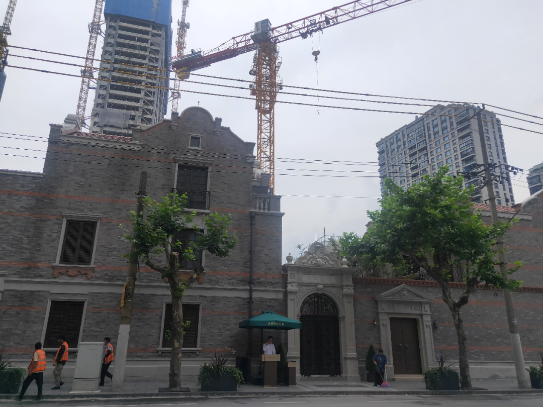 江浙沪实业家与东北“土豪团”抢滩上海豪宅_新浪财经_新浪网