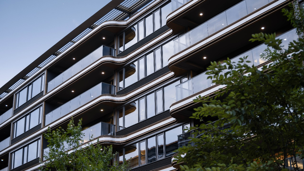 在浙江市场,绿城基本实现了全域覆盖和纵深布局深耕.