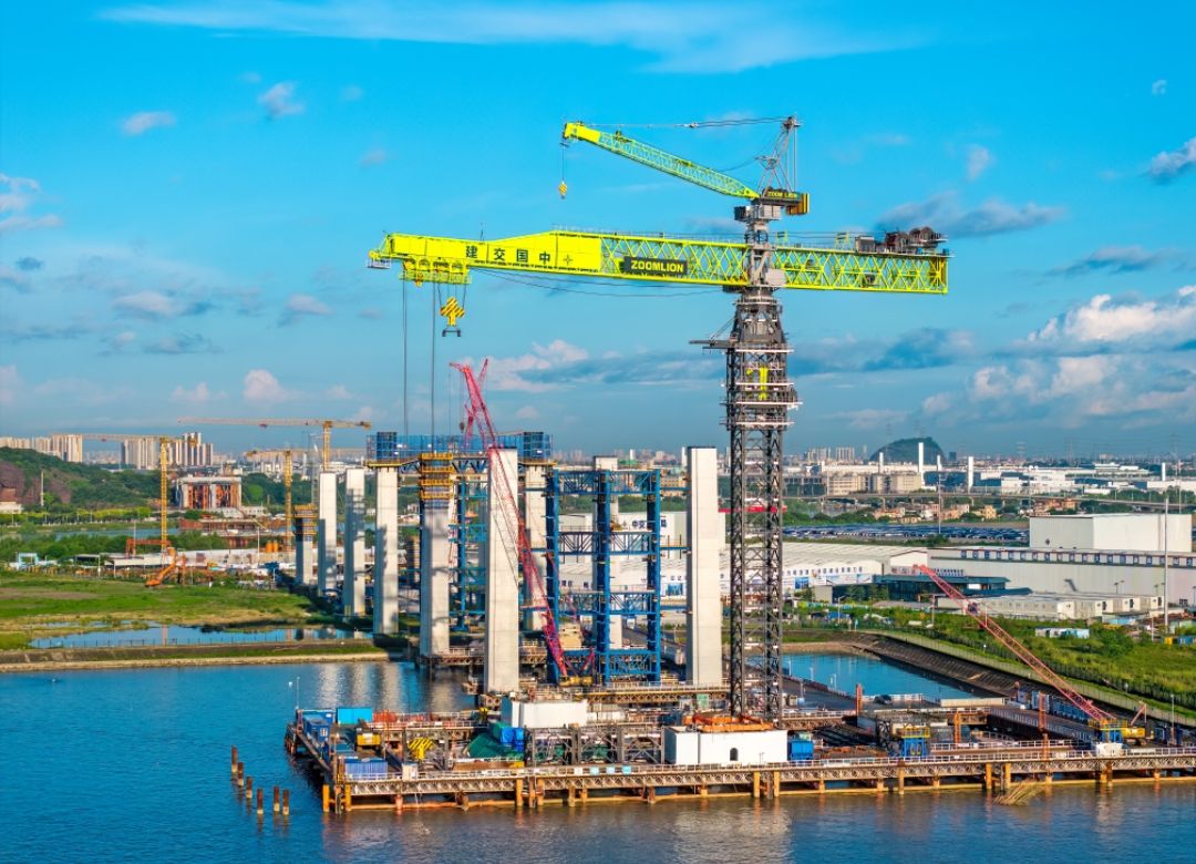 狮子洋大桥西主塔及西引桥航拍通过一系列精细化管理和技术创新,项目