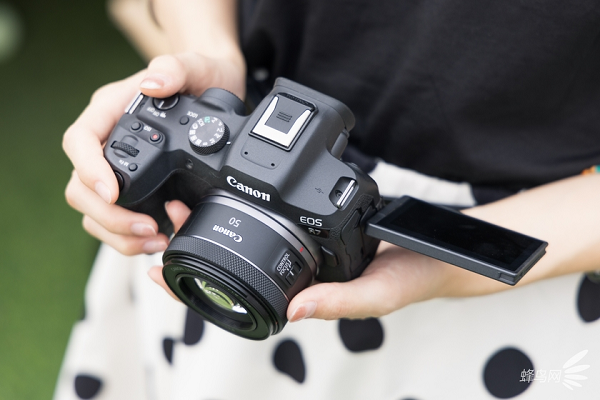 佳能EOS R7+RF 50mm f/1.8 STM