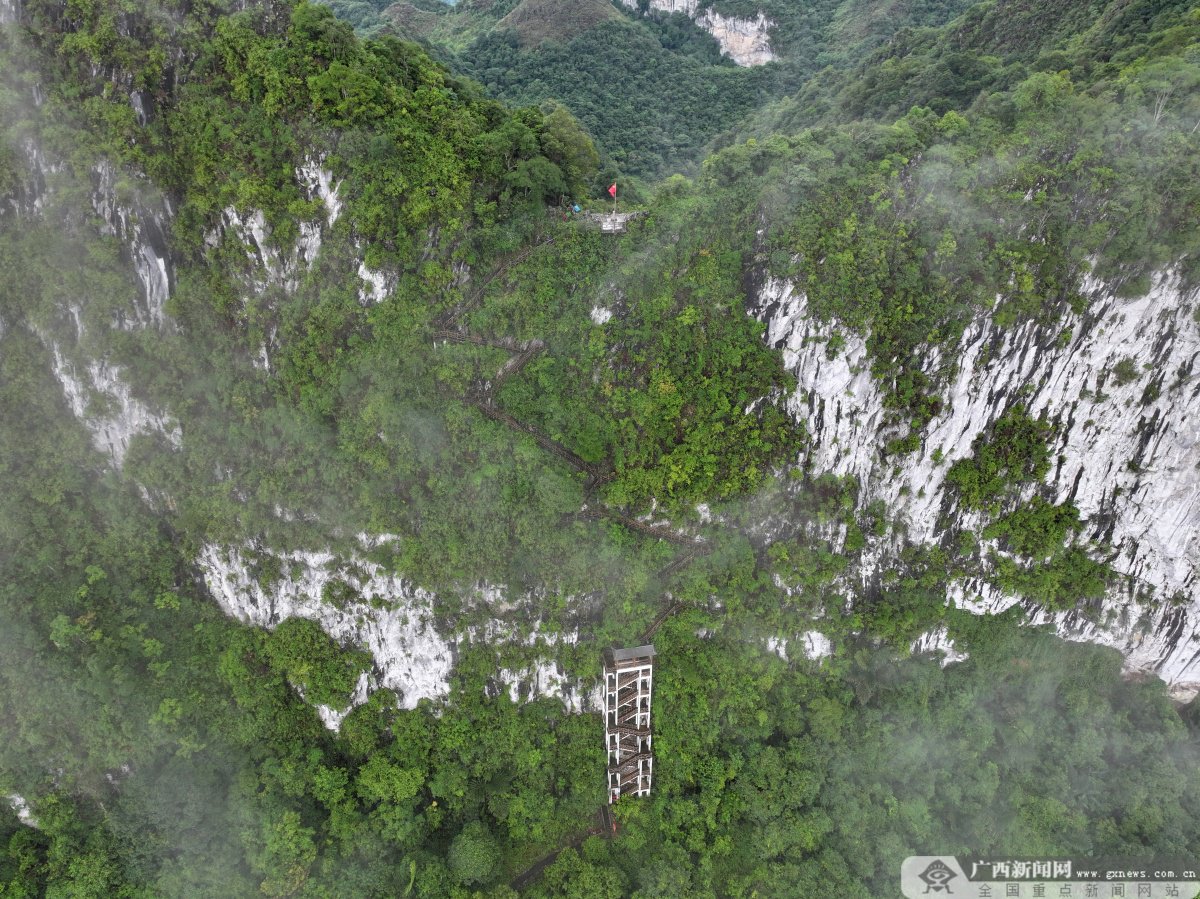 我在南疆护界碑①丨风雨"天梯"路