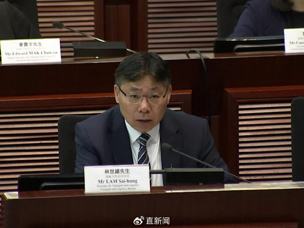 运输及物流局局长林世雄,今天(12日)到香港特区立法会交通事务委员会