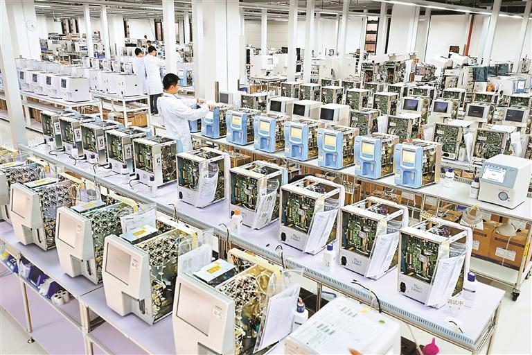 迈瑞医疗已成长为中国最大,全球领先的医疗器械龙头企业.