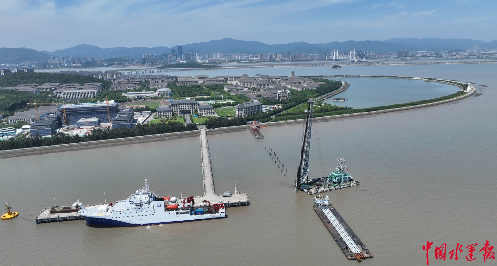 位于浙江省舟山市长峙岛东南侧的舟山海洋综合科研保障基地配套码头