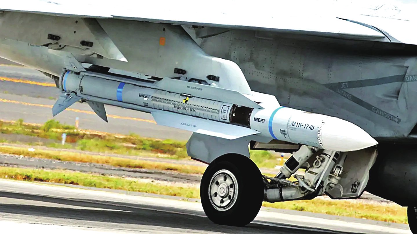美海军空射型“标准”-6导弹开始作战部署|导弹_新浪财经_新浪网