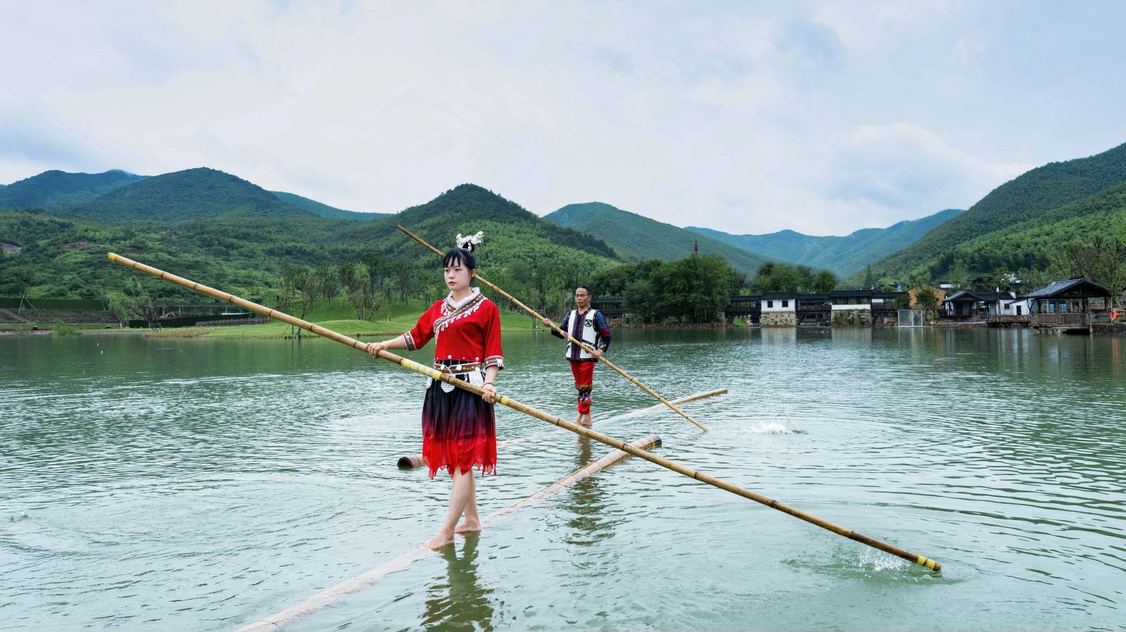 县域旅游融合出新 宜兴窑湖小镇将试营业,打造主题乐园式度假小镇|乌镇_新浪财经_新浪网