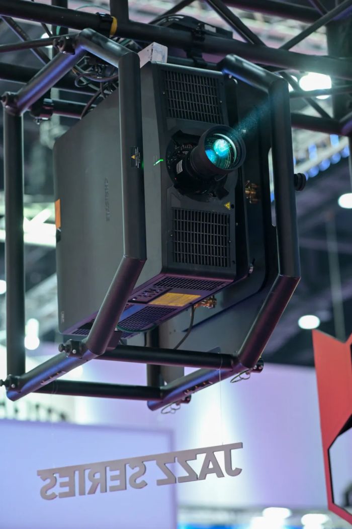 科视亮相infocomm asia,jazz 系列 1dlp 激光投影机全球首发
