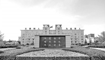 空军工程大学校园一瞥.&nbsp;田晓听摄/光明图片