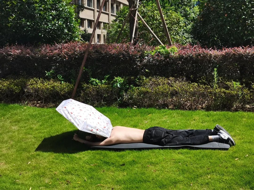三伏晒背,百病不生?有人晒脱了皮!科学晒背,中医专家为你支招__财经头条