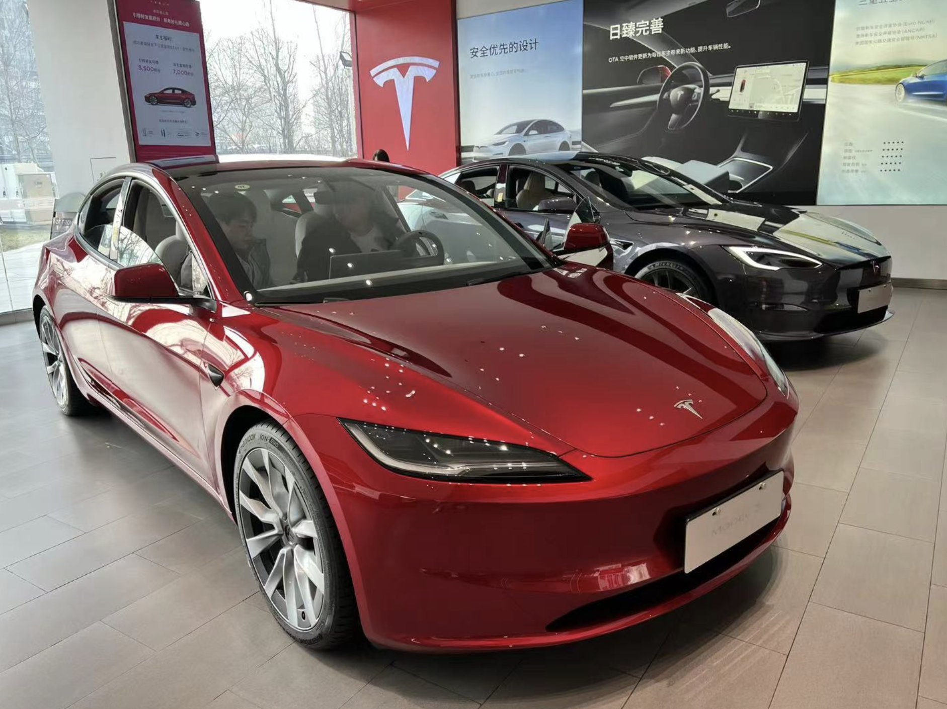 特斯拉Q2营收创纪录，马斯克“画饼”：10月发布Robotaxi，FSD或年内入华-特斯拉2020中国销售