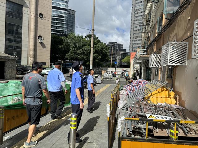 沿街商户,建设工地……天目西路街道开展防汛防台专项检查