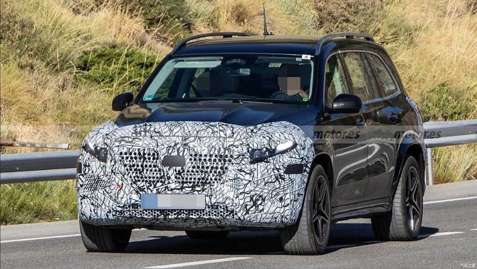 新款奔驰GLS路试车谍照曝光 外观有明显变化