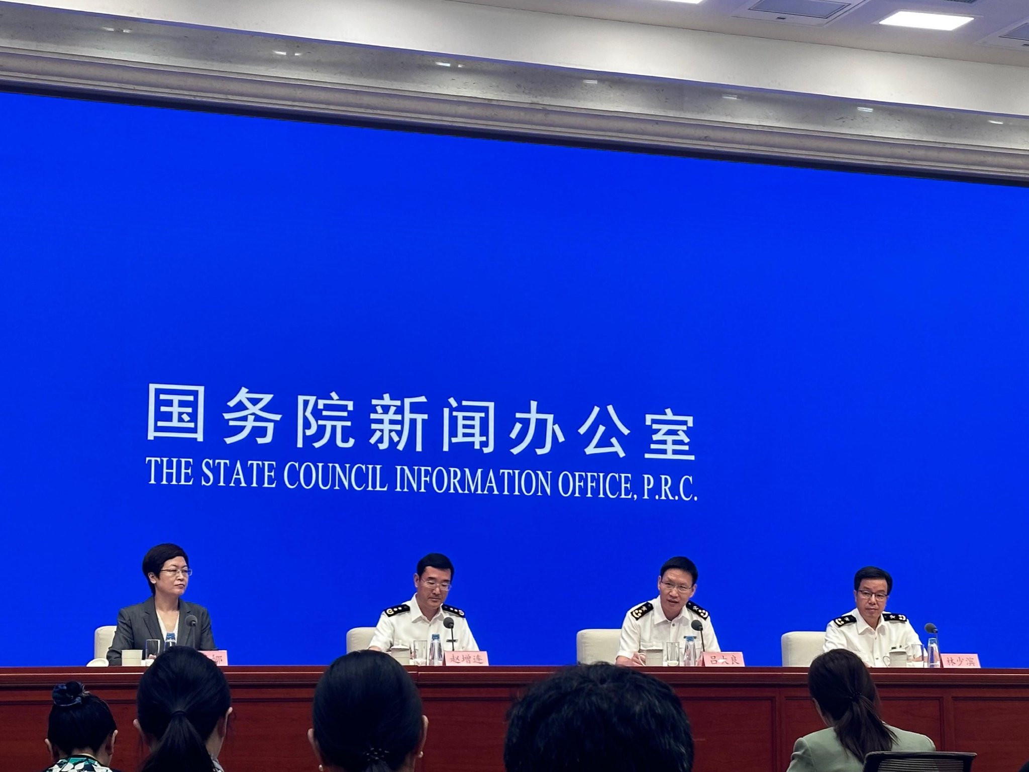 举行"推动高质量发展"系列主题新闻发布会,海关总署副署长赵增连表示