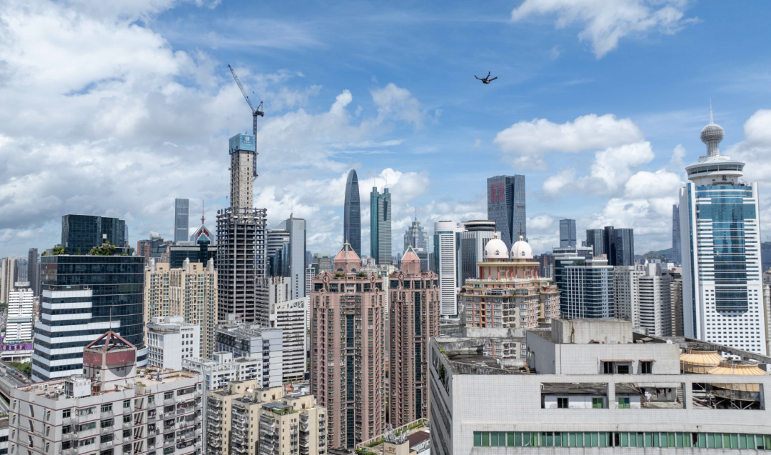 “空中网格员”以直播巡查等方式进行数据采集及分析,为指挥研判提供支撑。深圳特区报记者 赖犁 赵新明 摄
