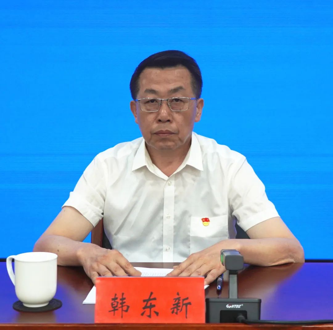 大同市规划和自然资源局党组成员,副局长,新闻发言人 韩东新:首先,请