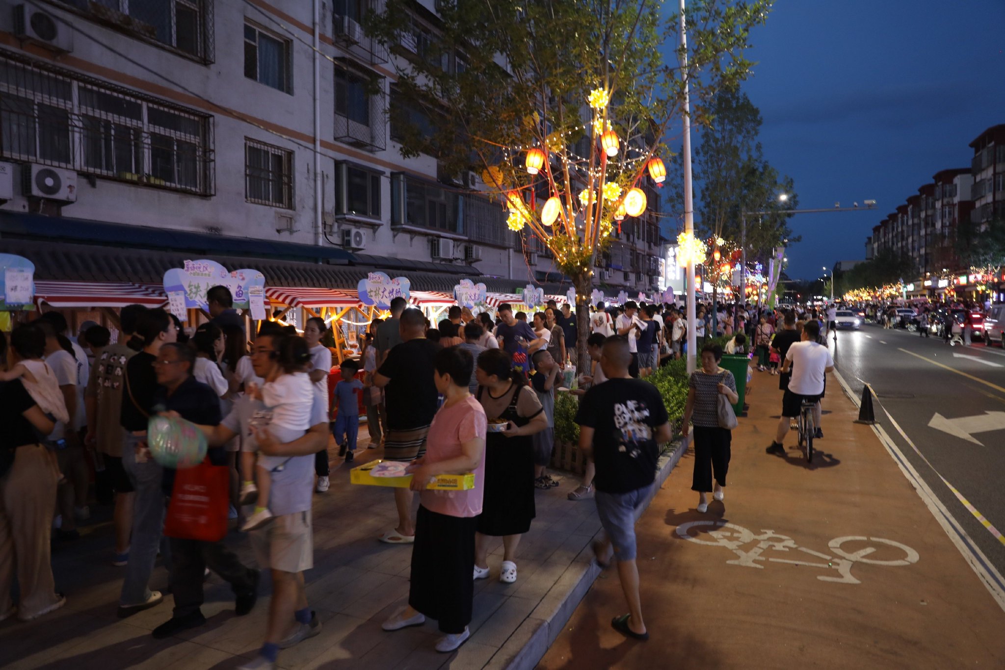 昌平城南街道"夏夜晚风"小街清凉市集盛大开市